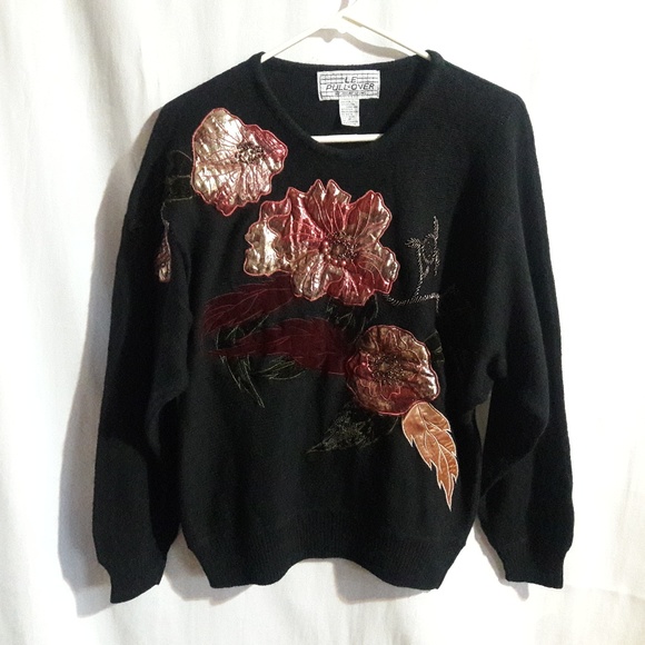 LE Pull-Over Women's Sweater Size:M - Picture 2 of 4